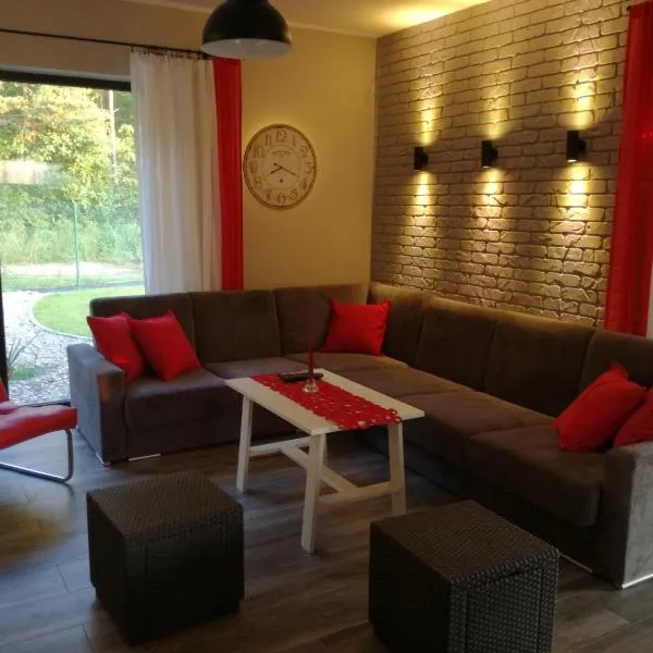 Cudodomek SPA w Mrozach Wielkich koło Ełku, hotel in Ełk