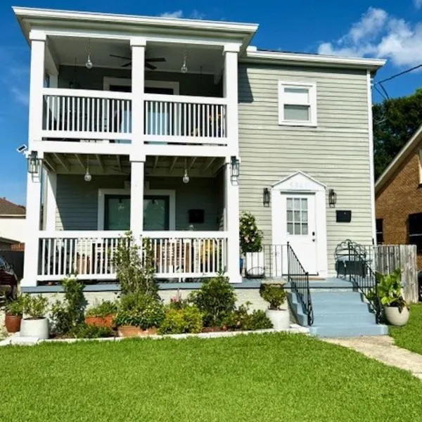 Renovated charming 2BR close to French Quarter, hótel í New Orleans