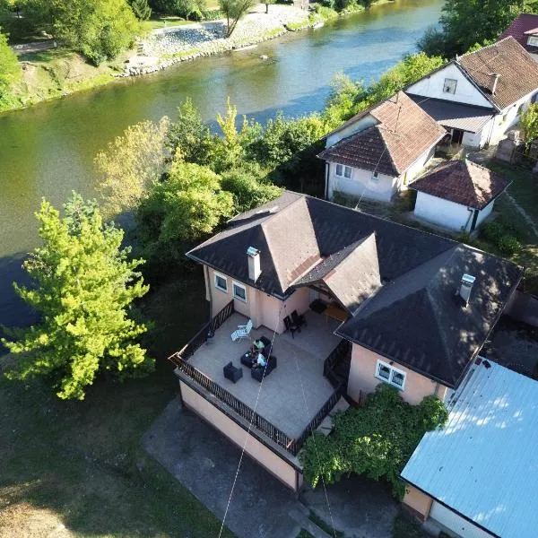 Riverside Panorama Apartment 2 near City Center Brko 2, hotel in Banja Luka