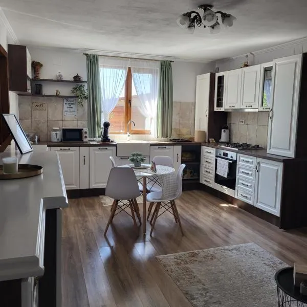 Casa La Balauri, hotel in Drobeta-Turnu Severin