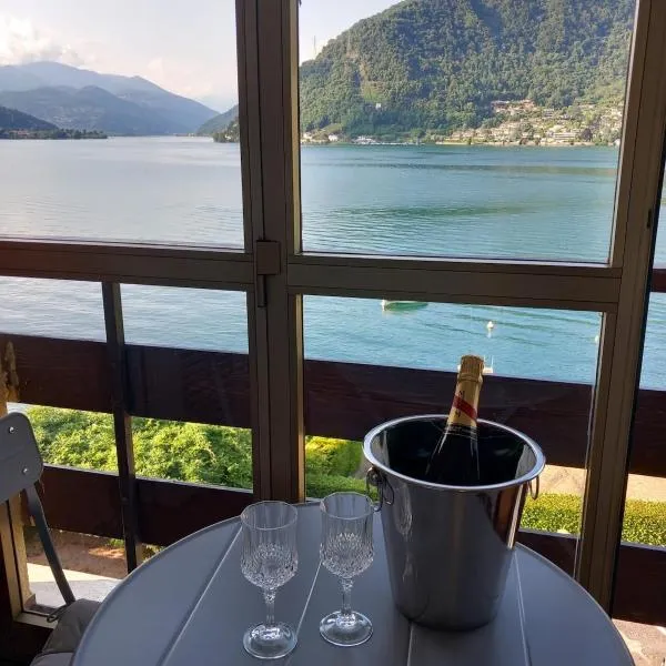 La veranda sul lago - spiaggia privata e vista lago, hotel di Porto Ceresio