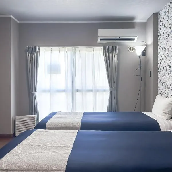 Stay Airport - Vacation STAY 76324v, hotel in Fukuoka