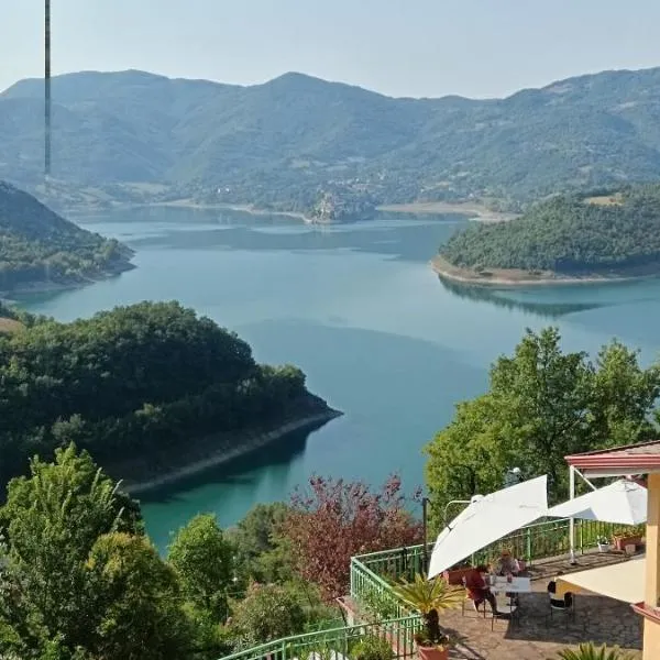 La Perla al Turano, ξενοδοχείο σε Valle Verde