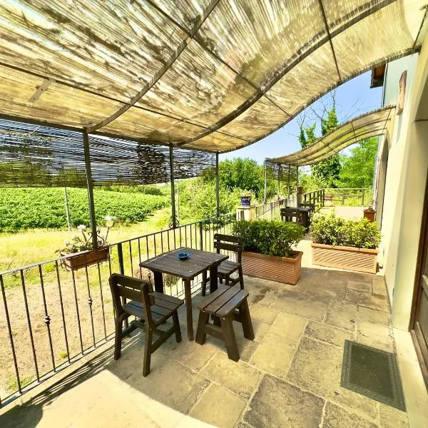 Agriturismo il Pino - Bioagricoltura, hotel in Monticello