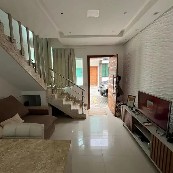 Flat 08 confortável a 300m da praia Imperdível, hotel a Porto Seguro