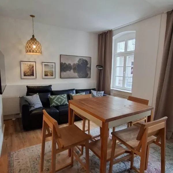 Das Haus zur Rothen Thür 2, hotel in Arnstadt