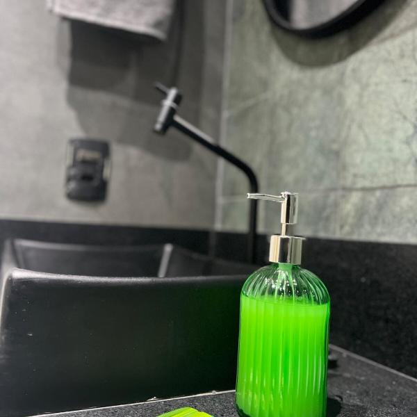 STUDIO MODERNÍSSIMO no Coração da Cidade Totalmente Equipado - Foto 3