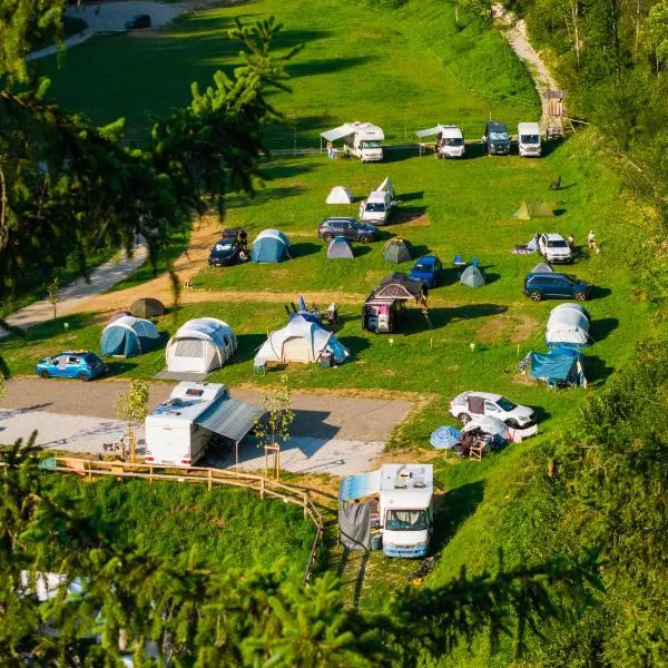 Barbana Lipizzans Camper Park - Pitches for Campers and Tents, hotel in Radovljica