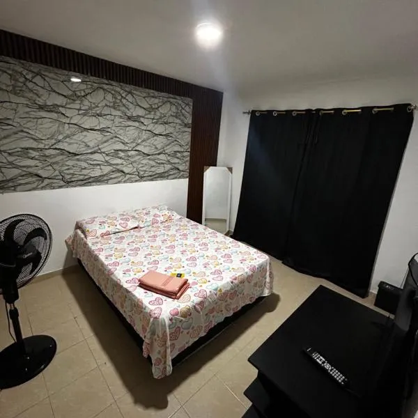 Cozy private room in Cali's heart, ξενοδοχείο στο Cali