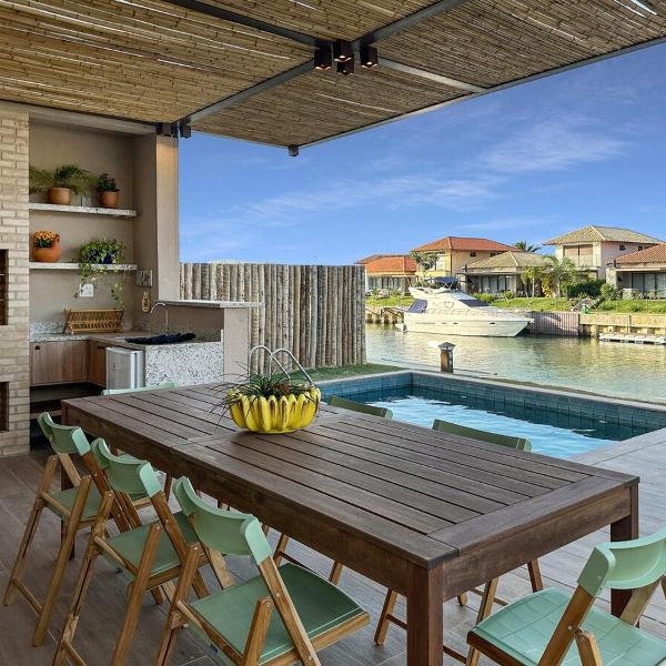 Luxo - Churrasqueira - Piscina privativa - 2 Suites - 2 Qt