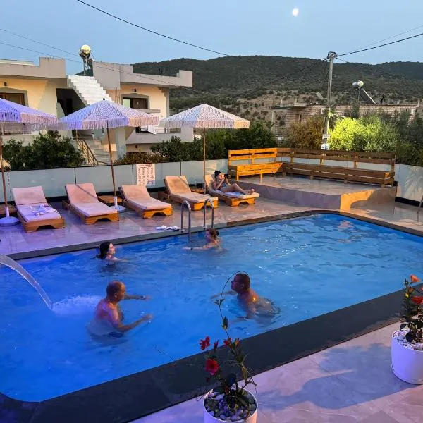 Villa Center & Pool Ksamil, hotel in Ksamil