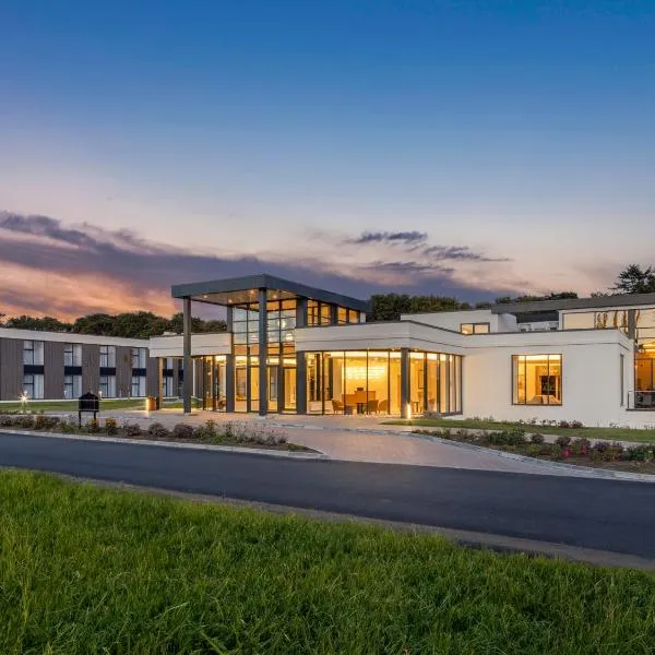 Ravenport Resort, hotel in Wexford