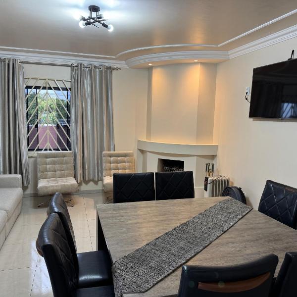 Casa Confortável e Climatizada, Perfeita para Todas as Estações - Foto 5