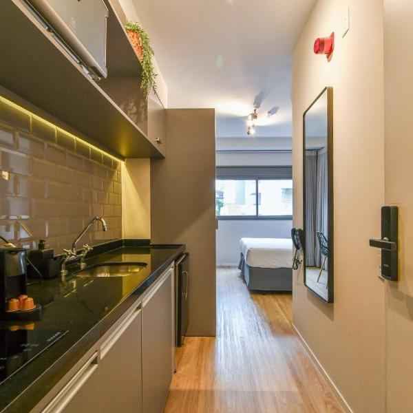 Studio Novo Pinheiros, prox Metro e Av Reboucas