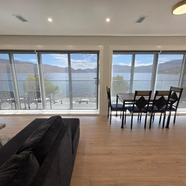 PeachView Deluxe Suites 301, hotel in Peachland