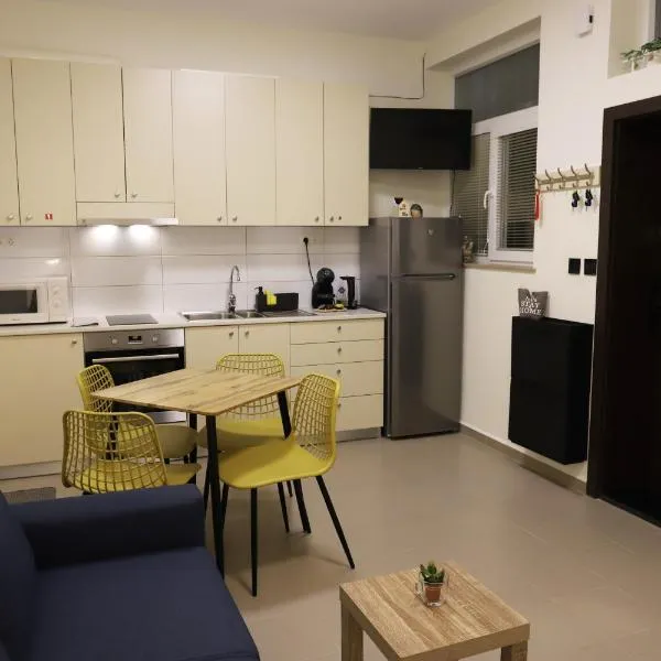 Azur Stay Burgas - self check-in and 2 bikes, ξενοδοχείο στο Μπουργκάς