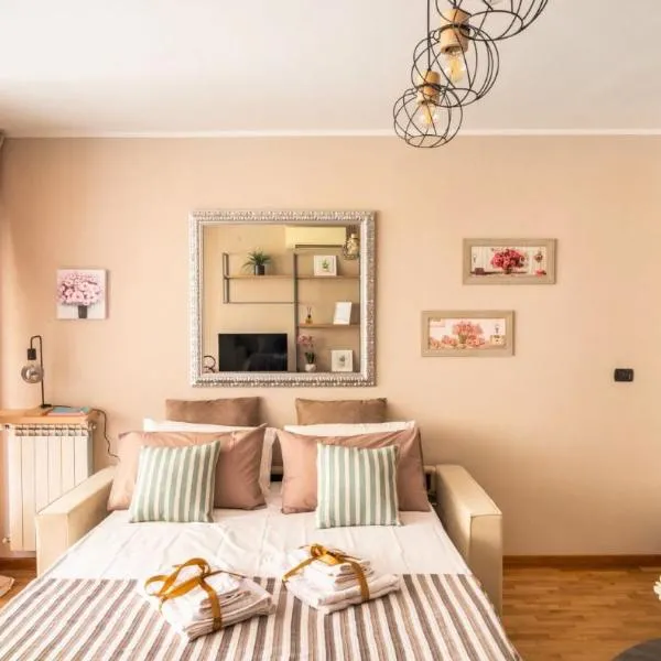 Eur Crystal Garden - Loft moderno con Terrazza privata e Box auto, hotel in Rome