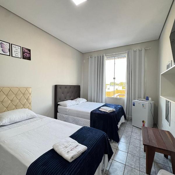 Quarto privativo até 05 pessoas confortável seguro - Foto 2