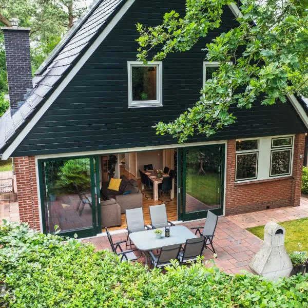 Luxe boshuis in hartje Drenthe, hótel í Spier