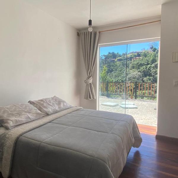 Refúgio com vista para mata