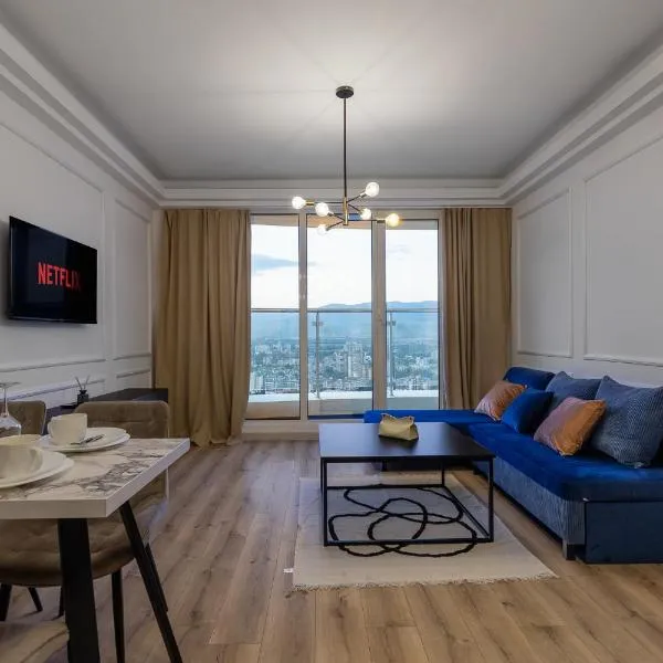 26th Floor 1BR Apt, Pool & Spa, Gym, Free Parking, ξενοδοχείο στα Σκόπια