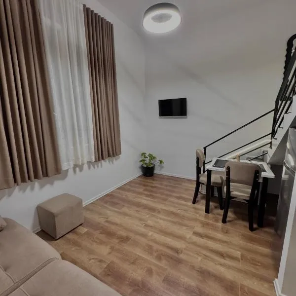 Nest Apartments, hotel in Tirana