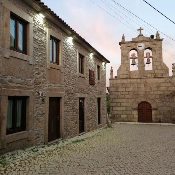 Casa de l' Eigreija、Vila de Alaのホテル