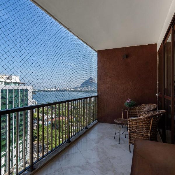 2Qtos c/ Piscina e Garagem no Humaitá|HMT 282/1301
