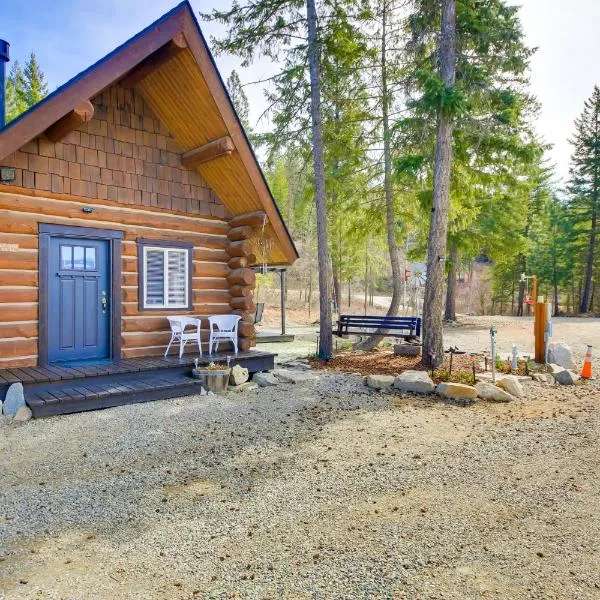 Peaceful Kootenai Cabin - Unplug in the Mtns!, hotel in Bonners Ferry