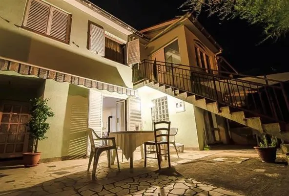 Apartments Lilly, hotel sa Banjole