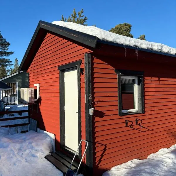 Camp Caroli Wooden Cabins, hotel en Jukkasjärvi