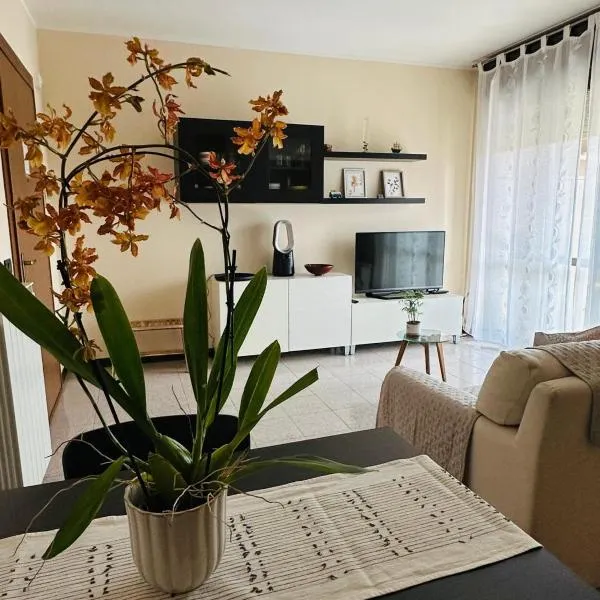 Casa Vacanze La Formica、ヴェルバーニアのホテル