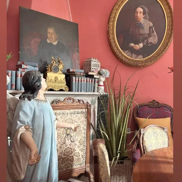 Art action room, hotel in Villanovafranca