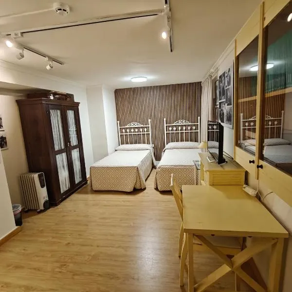 Alojamiento la Casa del Brigadier, hotel en Cerro Muriano