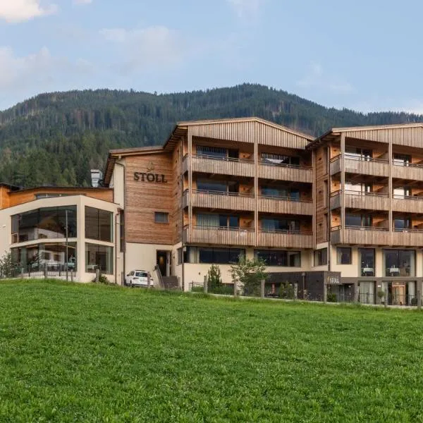 Alpine Nature Hotel Stoll, hotel in Valle Di Casies