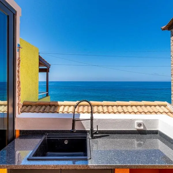 YellowWave by ClubPrometheus, hotel u gradu 'Paul do Mar'
