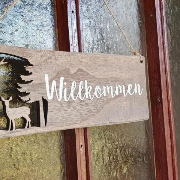 Altes Forsthaus, hotel in Gebsattel