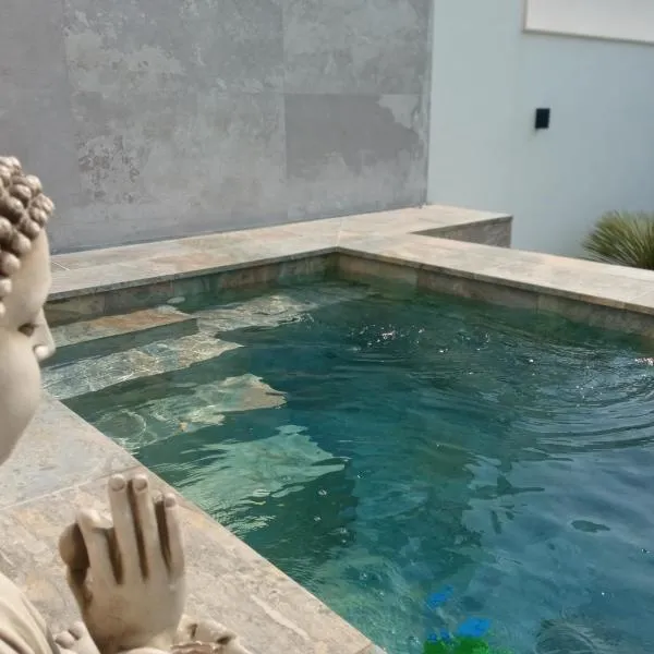 Alojamientos RAICES DEL SUR, hotel di Encinarejo De Córdoba