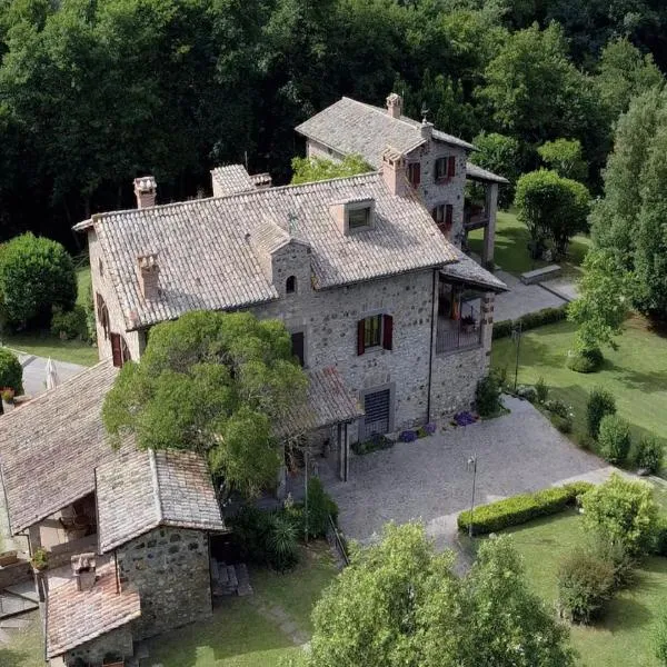 Borgo La Ferriera - Celleno Viterbo con Piscina, hotel v destinaci Celleno