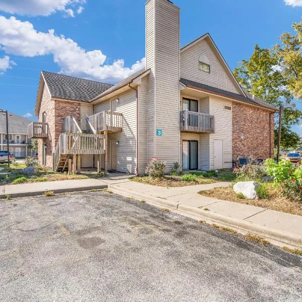 Hotel O Suites & Conference Centre Urbana-Champaign University, hotel in Urbana
