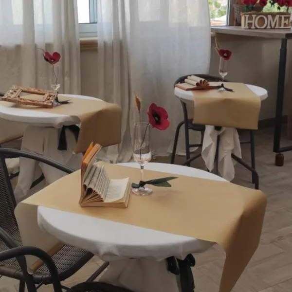 HOME DOLCE LUNA, hotel in Castelvetrano Selinunte