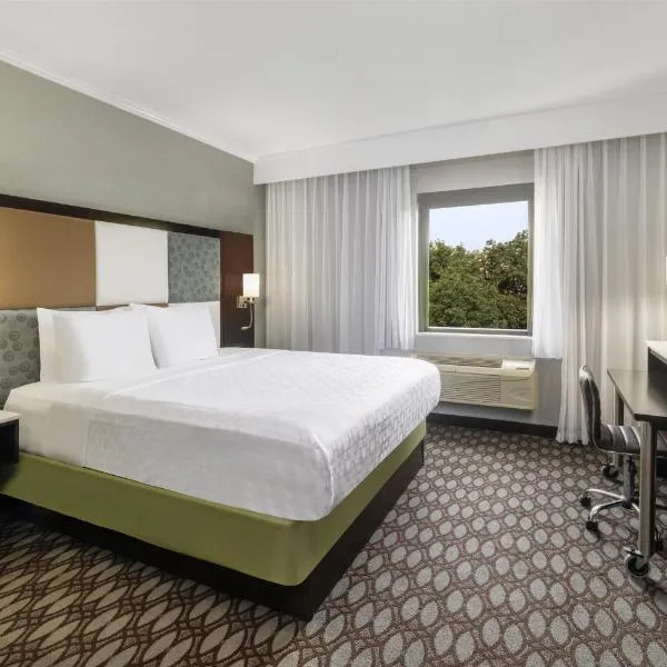 노스 베르겐에 위치한 호텔 베스트 웨스턴 프리미어 NYC 게이트웨이 호텔(Best Western Premier NYC Gateway Hotel)