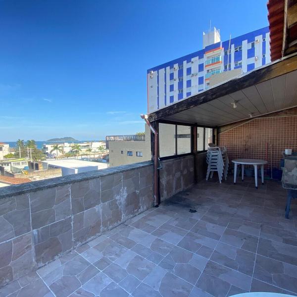 Apartamento com terraço 200m da praia