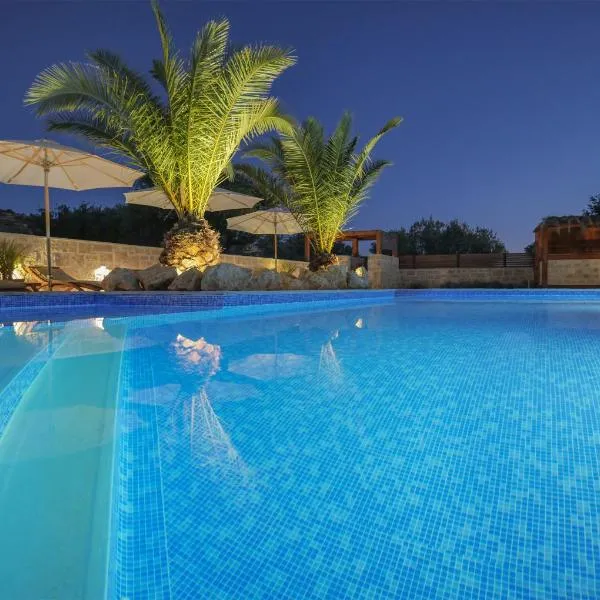 Villa Lojena - New Exeptional apartment for 2, khách sạn ở Murter
