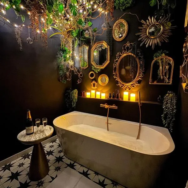 Suite Romantique, hyper centre, hotel a Caen