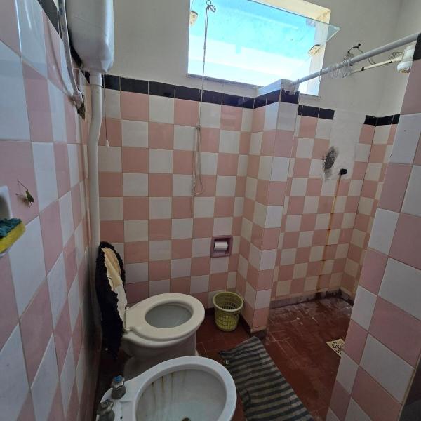 Casa de praia pet friendly muito aconchegante a dois minutos da praia! - Foto 3