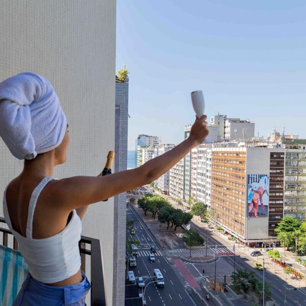 PRAIA 200m,PISCINA AQUECIDA ,varanda com vista, academia, shopping ao lado!