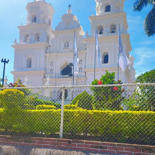 Casas DiversA, hotel in Esquipulas