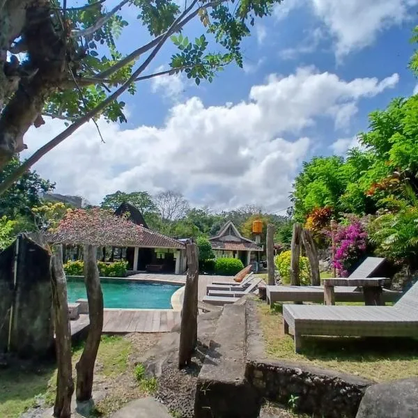 One More Wave Surf House Uluwatu, hotel in Uluwatu