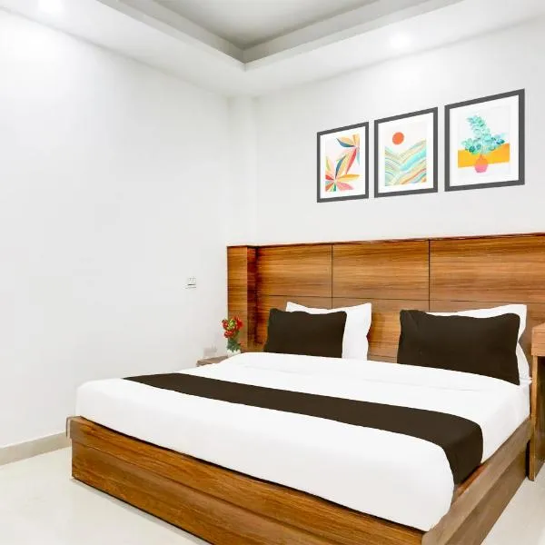 Hotel O Cyber City Phase 3, מלון בגורגאון